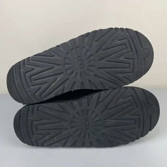 UGG Boots Bailey Bow Sheepskin Size 6 Black - Picture 7 of 12